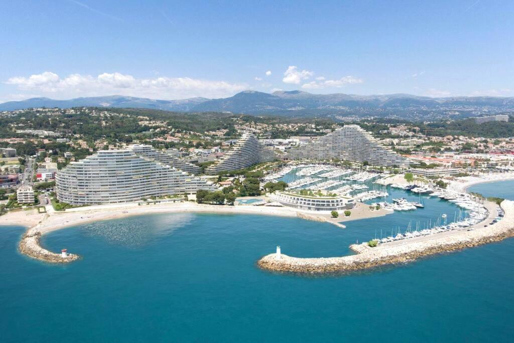 Studio Port Marina - Parking Prive, Climatise Au Ducal Villeneuve-Loubet Exterior photo